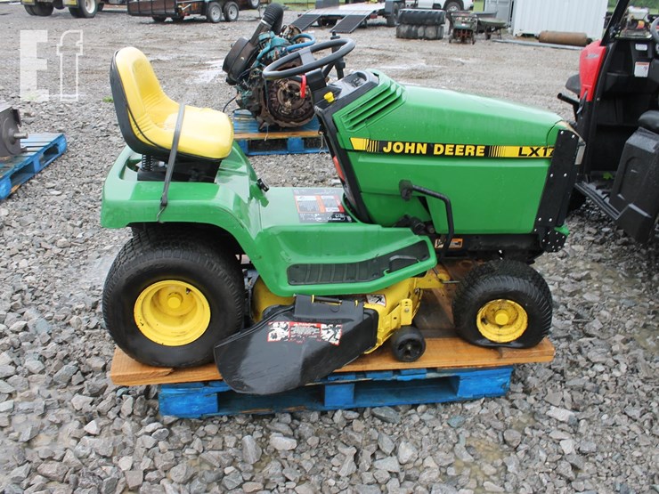 john-deere-lx178-image-3