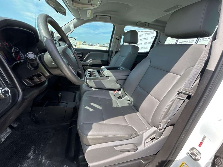 2015-chevrolet-silverado-1500-image-17