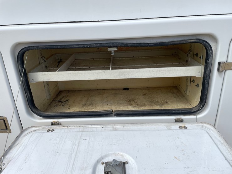 ford-f550-image-28