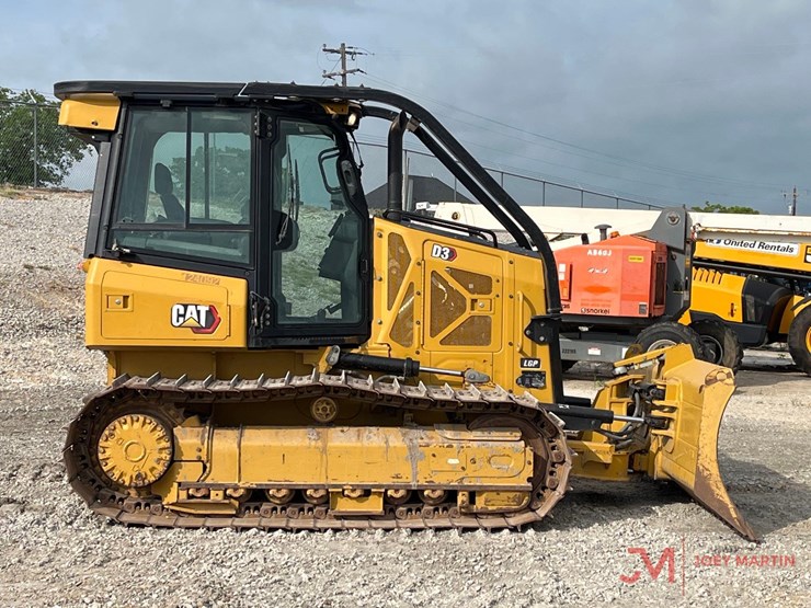 2022-caterpillar-d3-image-2