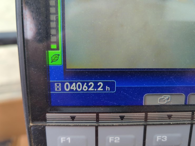 2022-komatsu-pc360-lc-11-image-23