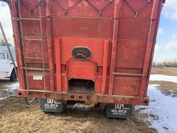 1967-international-190fls-tandem-truck-image-6