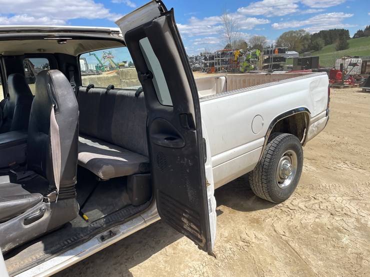 2001-dodge-ram-2500-image-42