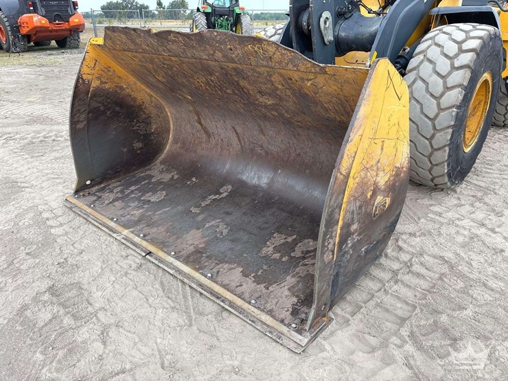 2019-deere-544l-image-7