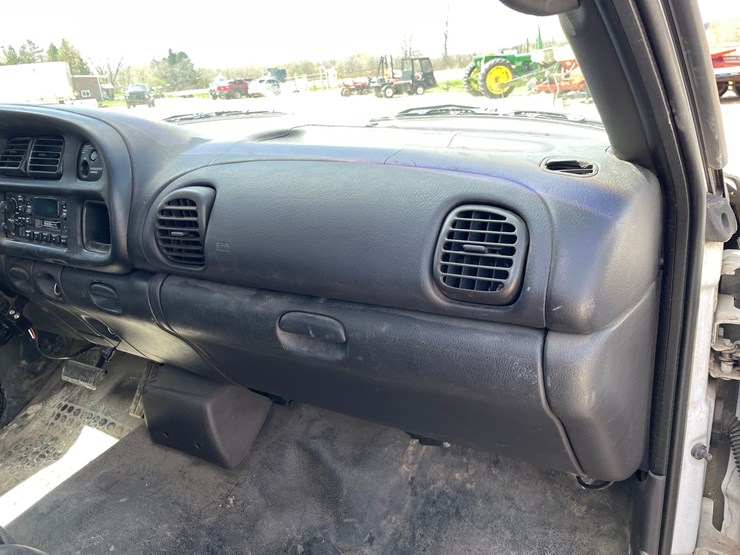 2001-dodge-ram-2500-image-59