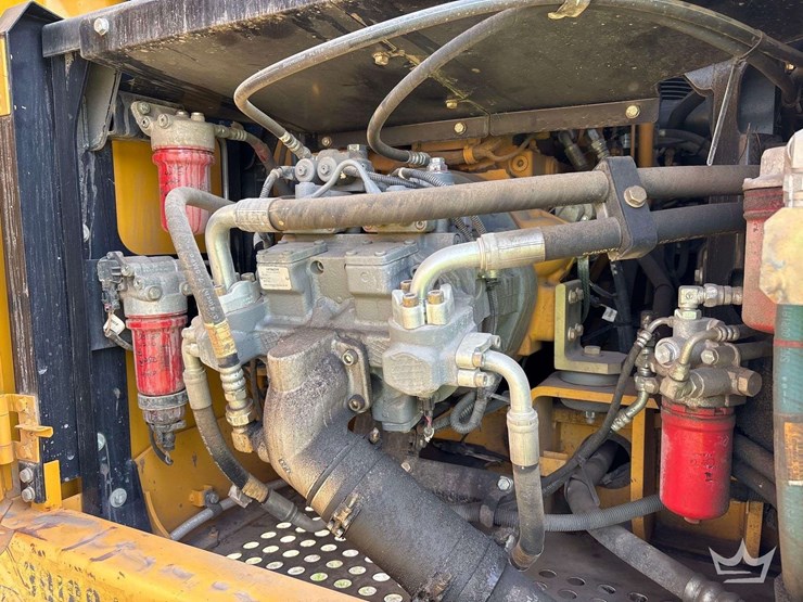 2017-deere-210g-image-15