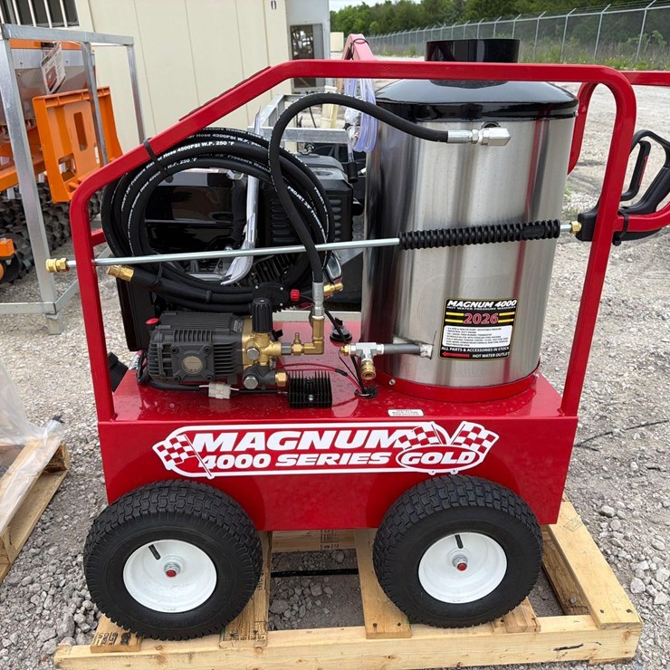 NEW EASY KLEEN MAGNUM GOLD PRESSURE WASHER