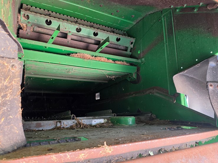 2006-john-deere-9560-sts-image-19
