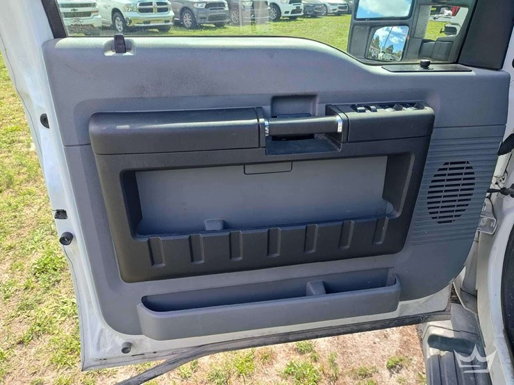 2015-ford-f250-image-26