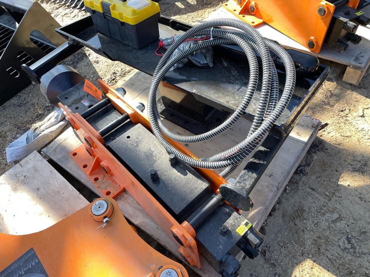 #2326-•-new-wolverine-skid-steer-post-driver-attachment-image-4