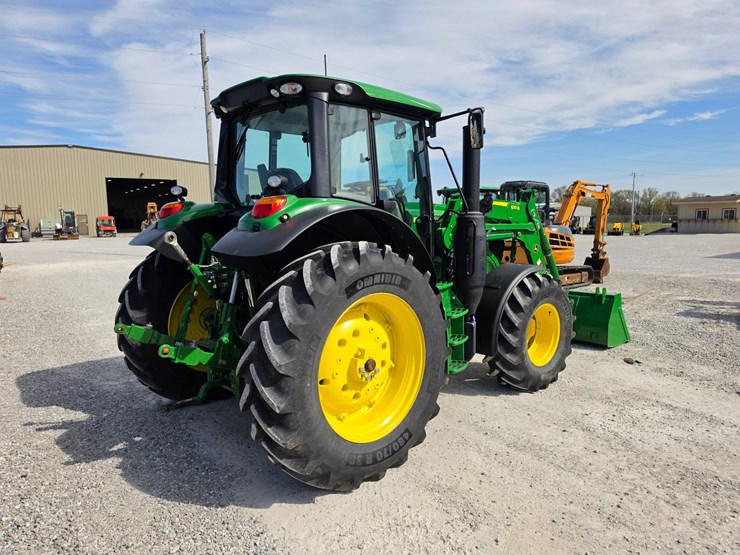 2023-john-deere-6130m-image-10