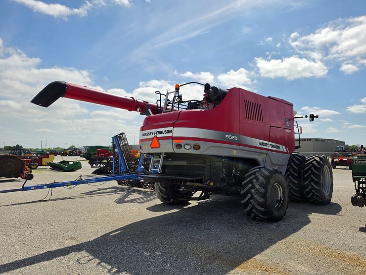 2013-massey-ferguson-9560-image-18
