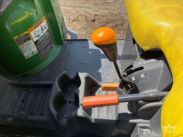 2020-john-deere-2020-image-13