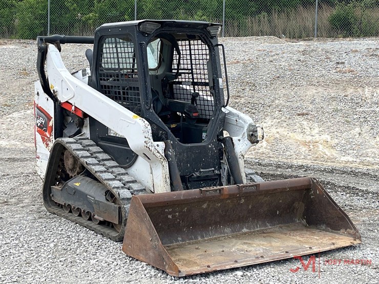 2022-bobcat-t64-image-1