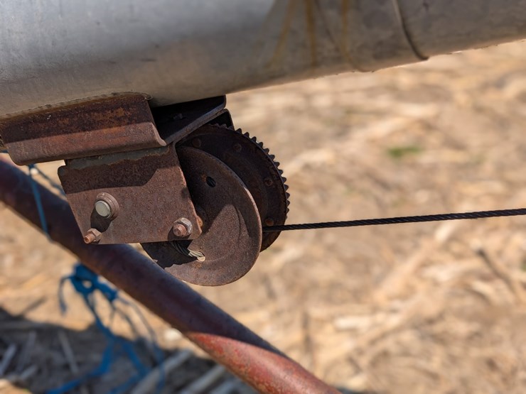 #5460-•-hutchinson-portable-grain-auger-image-5