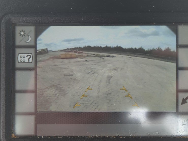 2022-caterpillar-930m-image-18