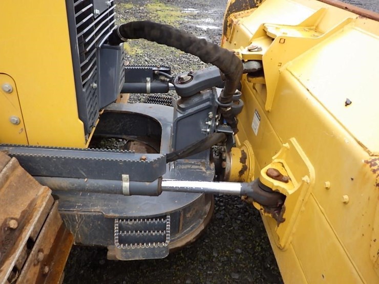 2016-deere-650k-image-16
