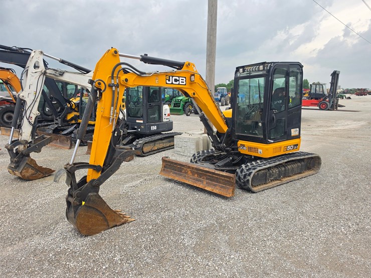 2022-jcb-50z-1-image-1
