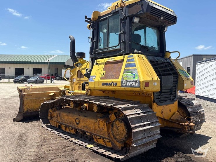 2018-komatsu-d51pxi-24-image-4