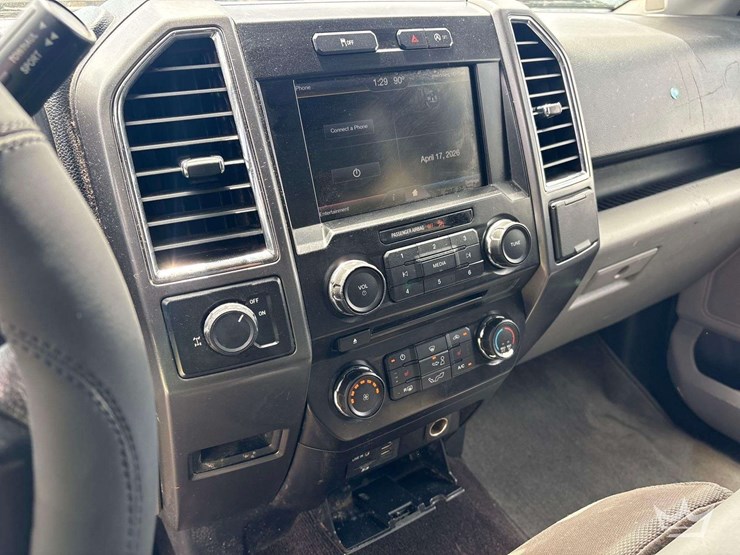 2015-ford-f150-image-19