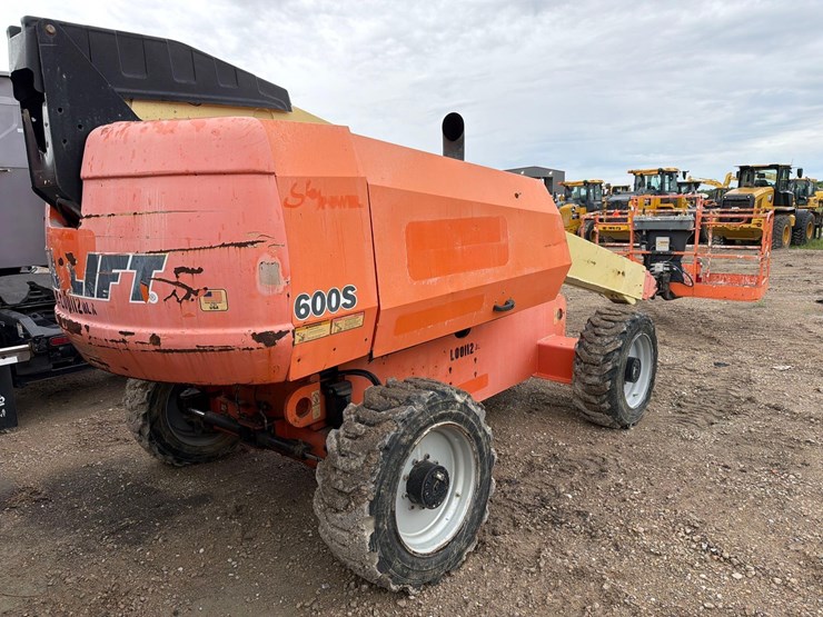 jlg-600s-image-3