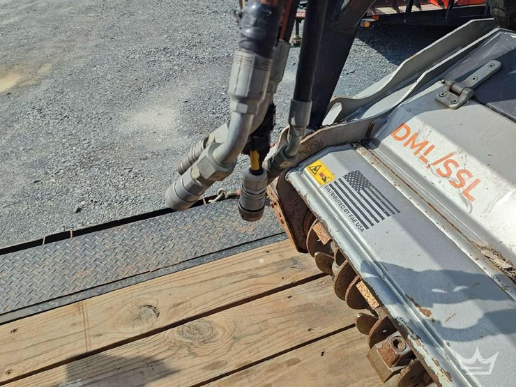 2023-jcb-3ts-8t-image-19
