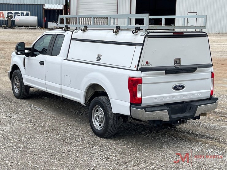 2019-ford-f350-sd-image-4