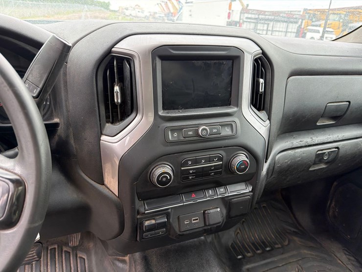2021-chevrolet-3500hd-image-20