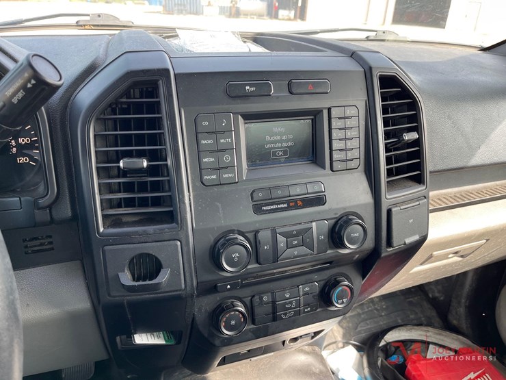 2017-ford-f150-xl-image-15