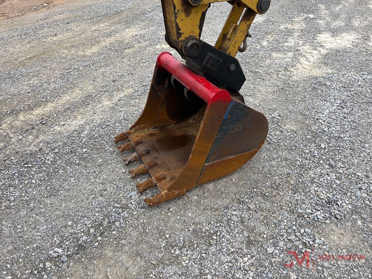 2018-caterpillar-416f2-image-7