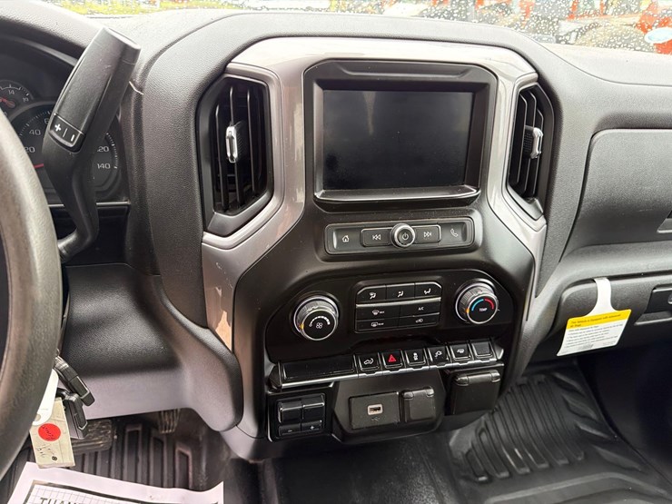 2019-chevrolet-1500-image-20