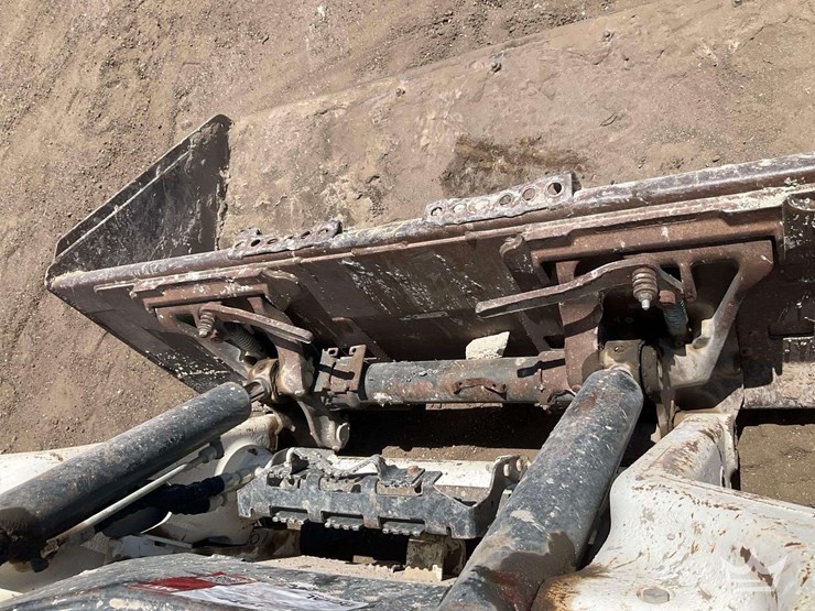2023-bobcat-t62-image-11