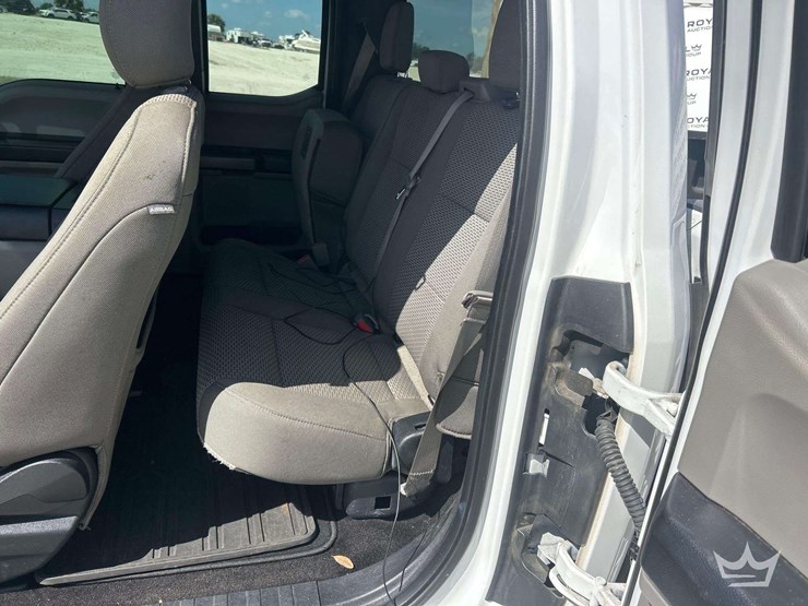 2018-ford-f150-image-17