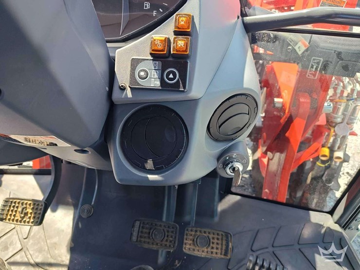 2023-kubota-m5091d-image-13