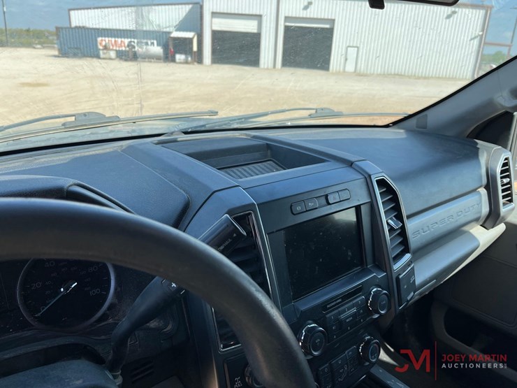 2019-ford-f250-xlt-image-27