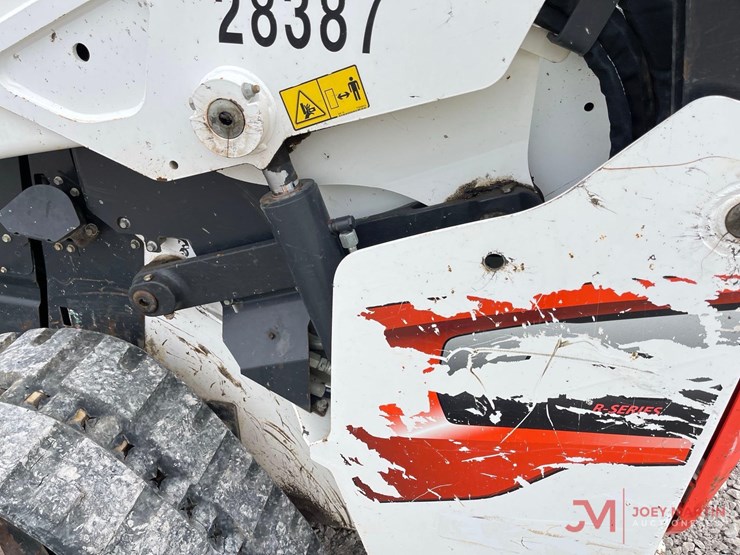 2020-bobcat-t76-image-8