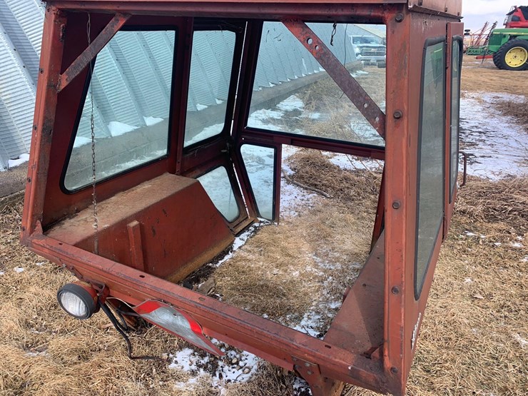 international-66-series-truck-cab-image-3