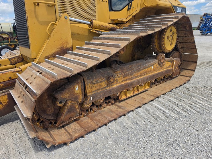 2002-caterpillar-d6m-lgp-image-8