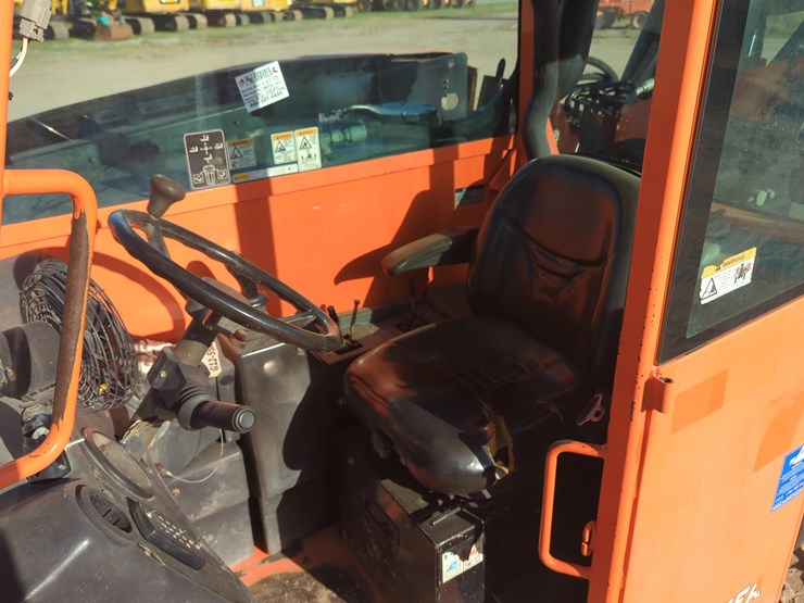 jlg-g12-55a-image-10