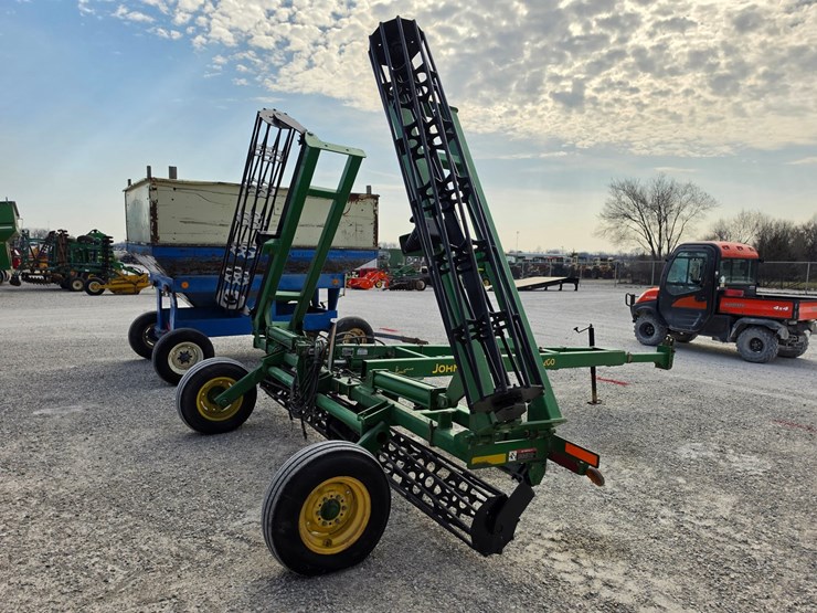 2004-john-deere-200-image-7