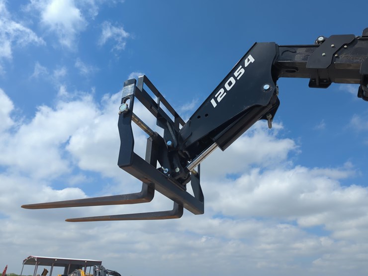 sky-trak-12054-image-6