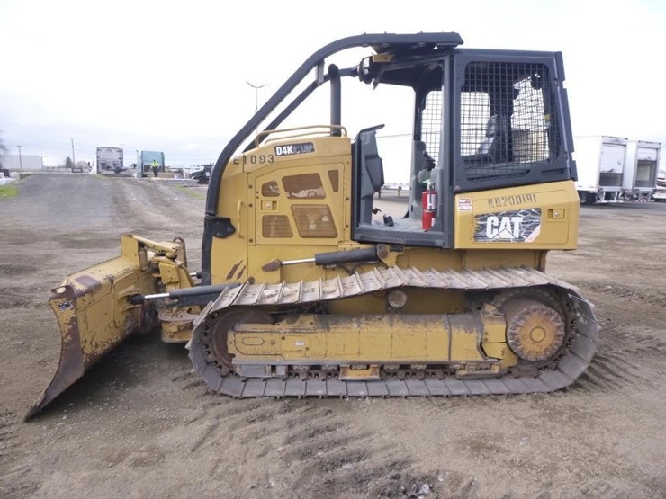 2015-caterpillar-d4k2-lgp-image-5