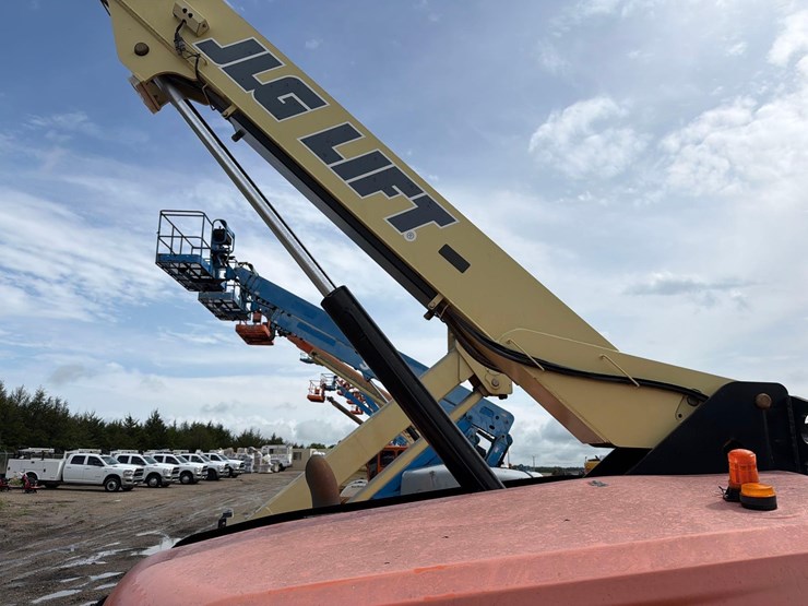 jlg-400s-image-6