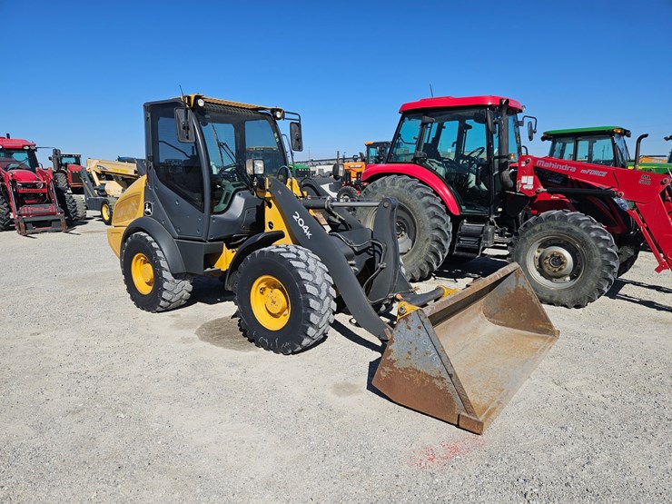 2013-deere-204k-image-1