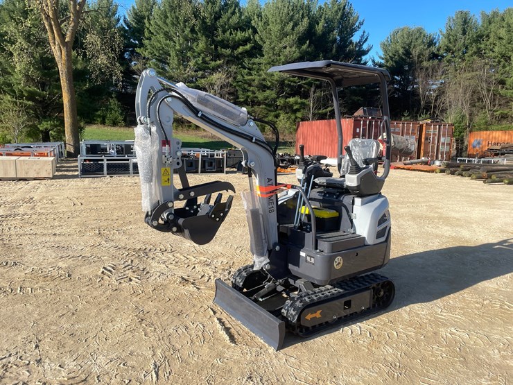 #1087-•-new-atspower-me18-mini-excavator-image-1