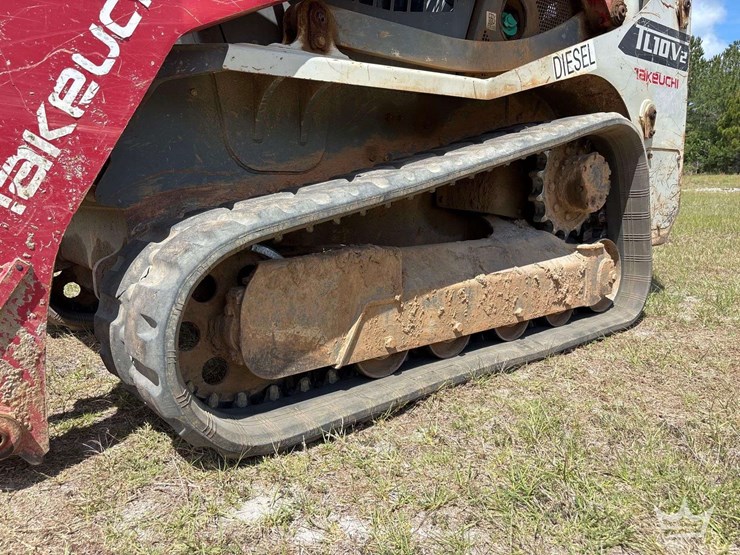 2020-takeuchi-tl10v2-image-26
