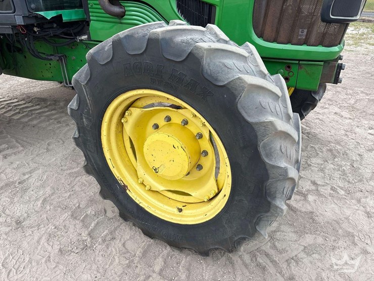 john-deere-7130-image-35