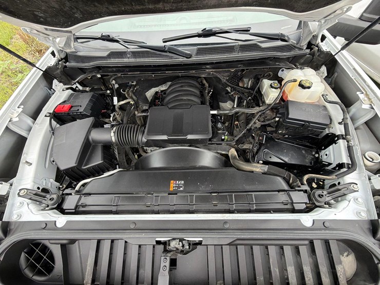 2022-chevrolet-3500-image-14