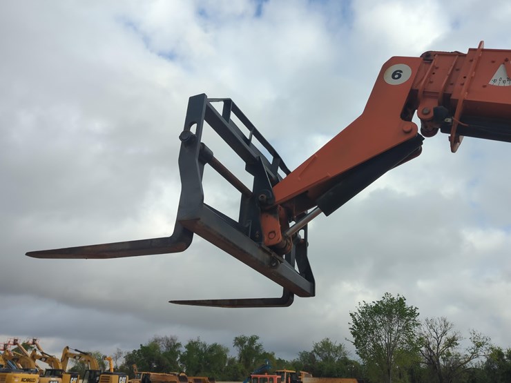jlg-6036-image-6