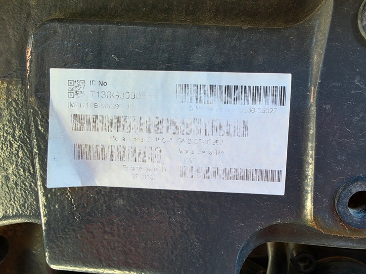 2015-kubota-m7-171-image-22